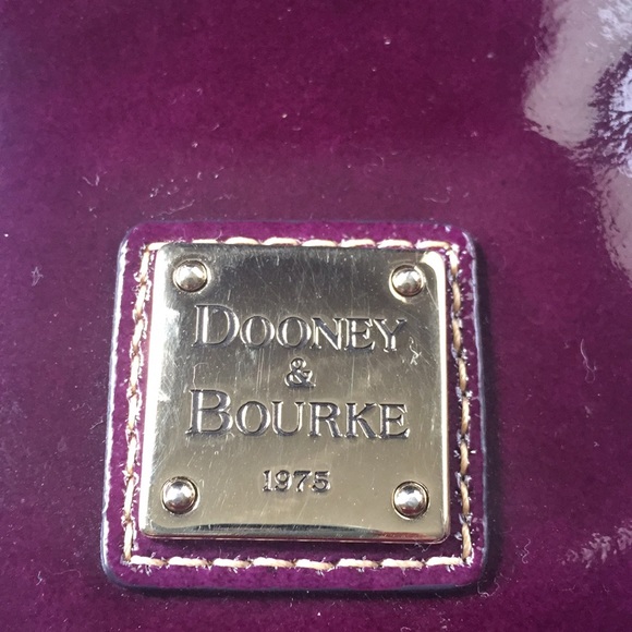 Dooney and bourke patent leather purple purse - Picture 2 of 15